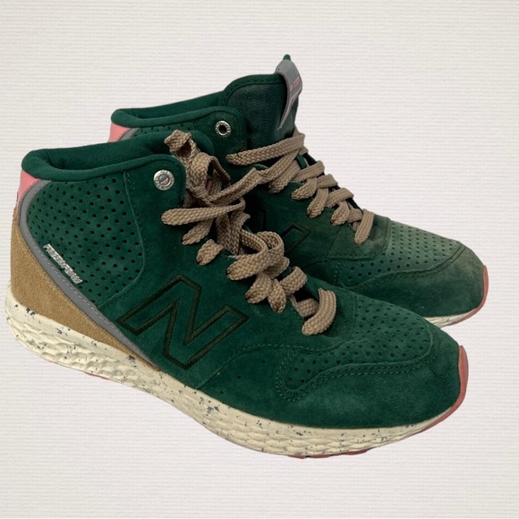 New Balance Men's 988 Fresh Foam Size 8 - Picture 3 of 9